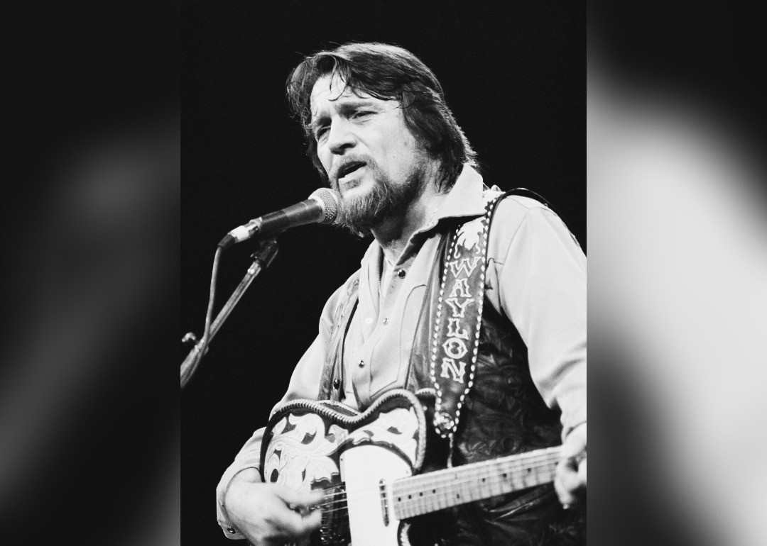 #8. 'Greatest Hits' by Waylon Jennings